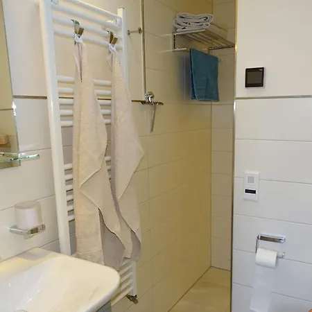 With 1 Bedroom Nyaraló Lobbe